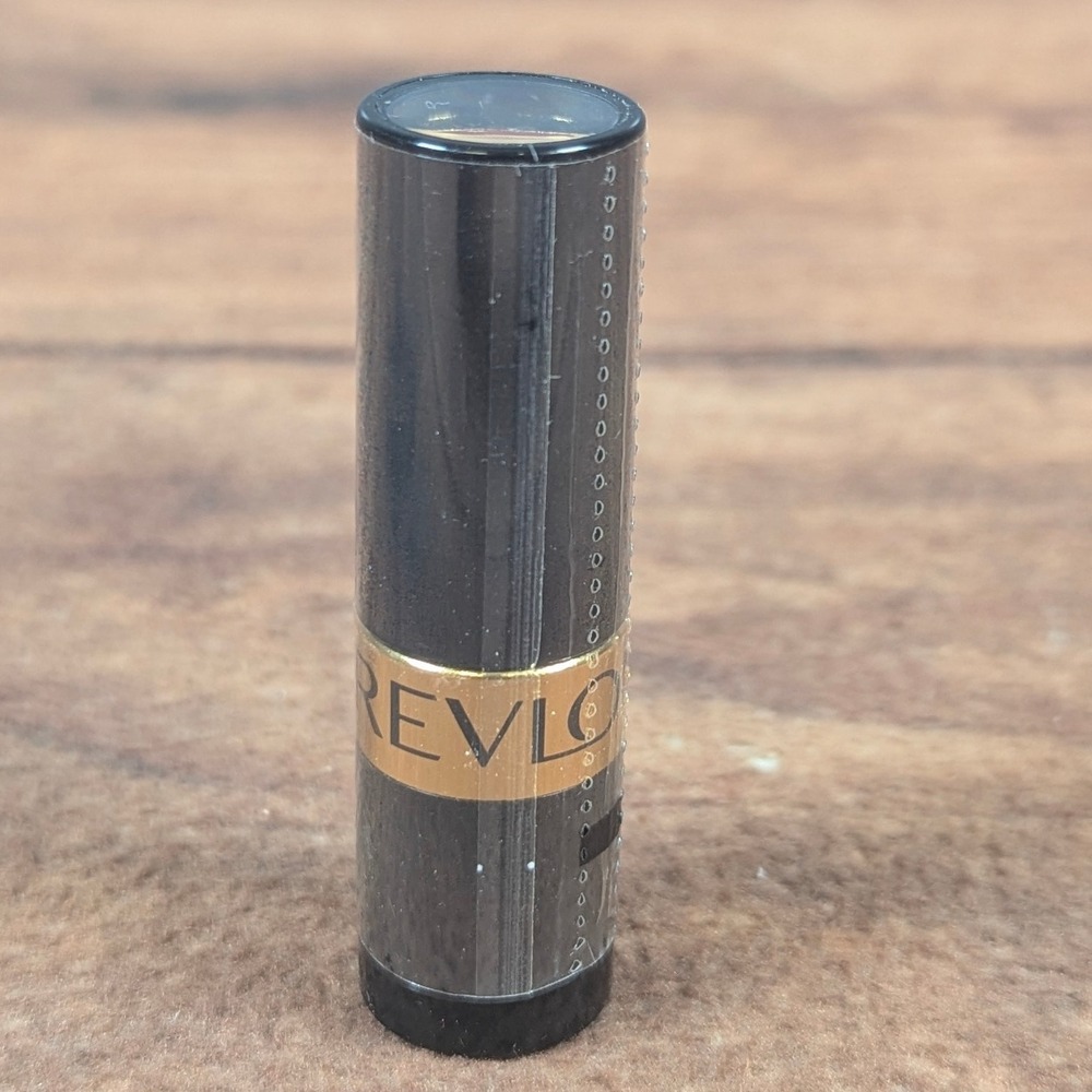 Revlon Super Lustrous‎ Lipstick Ravish Me Red Creme Finish Full Coverage